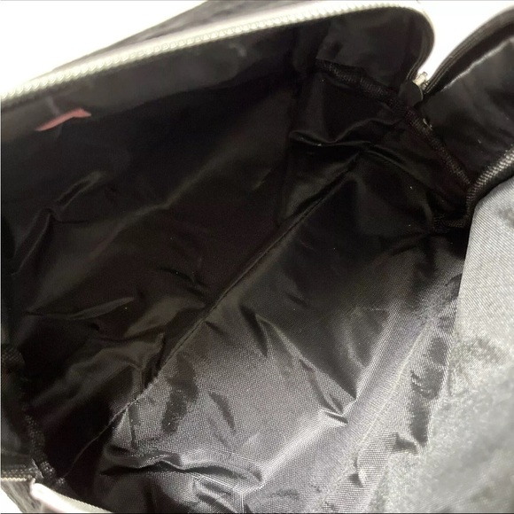 - NWT JUICY COUTURE Velour Cosmetics Bag Toiletries Makeup Case black logo - Picture 5 of 9